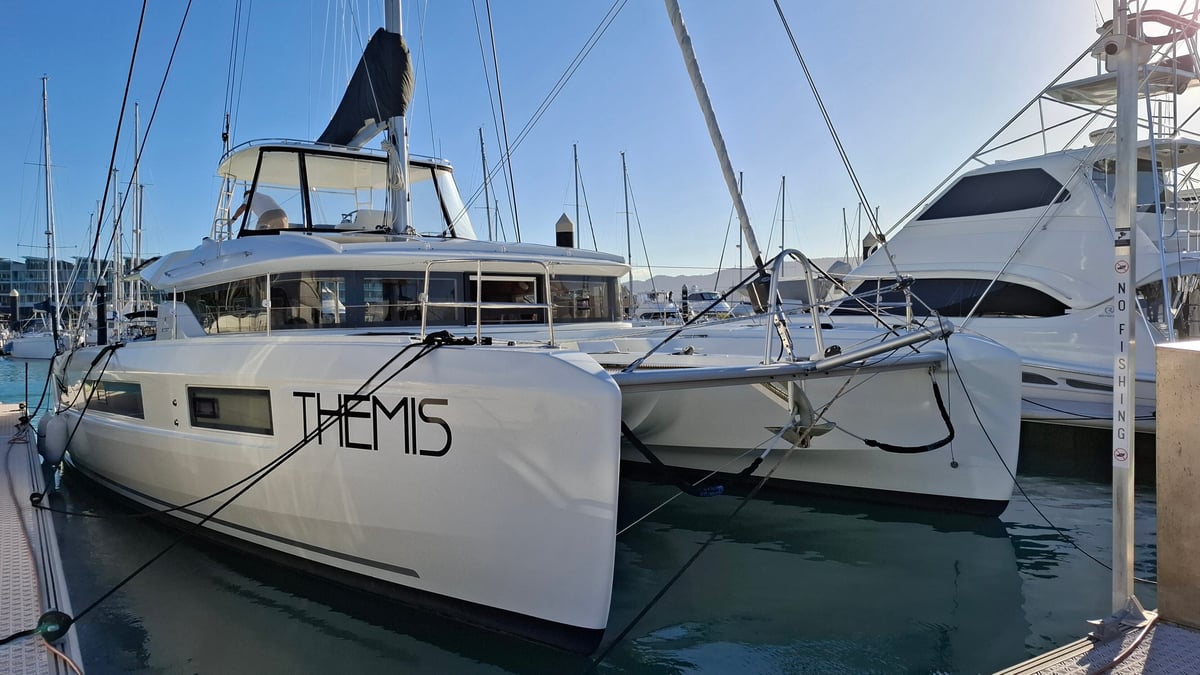 Themis - Banner
