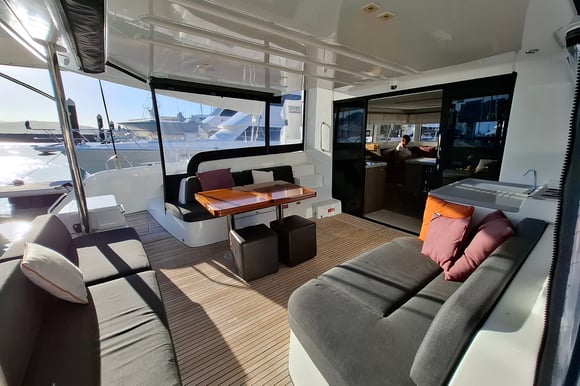 Themis - Interior 2